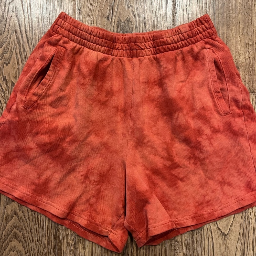 EUC GAP Tie Dye Red Pink Sweat Shorts Side Pockets XA